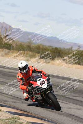 media/Nov-16-2025-Race Pace (Sun) [[8c5fa54630]]/Verified Riders/4-Turn 3 Inside (1050am)/